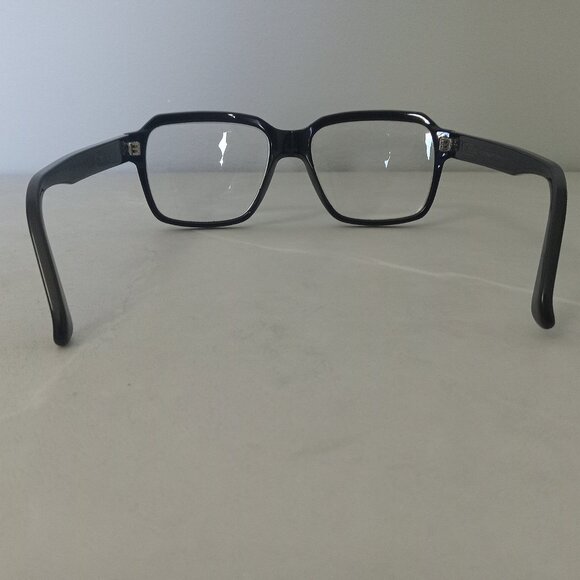 EMMANUELLE KHANH // French Designer Frames - Picture 7 of 10